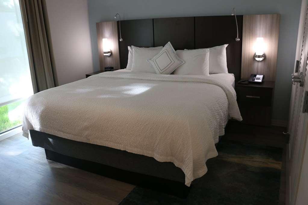 Star Suites - A Vero Beach Hotel Room photo